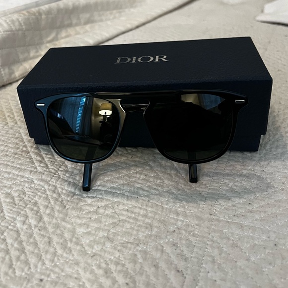 Dior Sunglasses - Picture 3 of 6